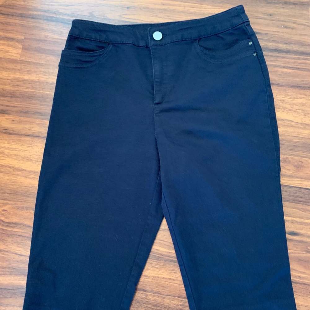 Christopher Banks Womens Size 6 Blue Capri Pants